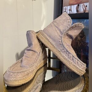 free people MOU dusty rose ankle boots sz 39 barely worn